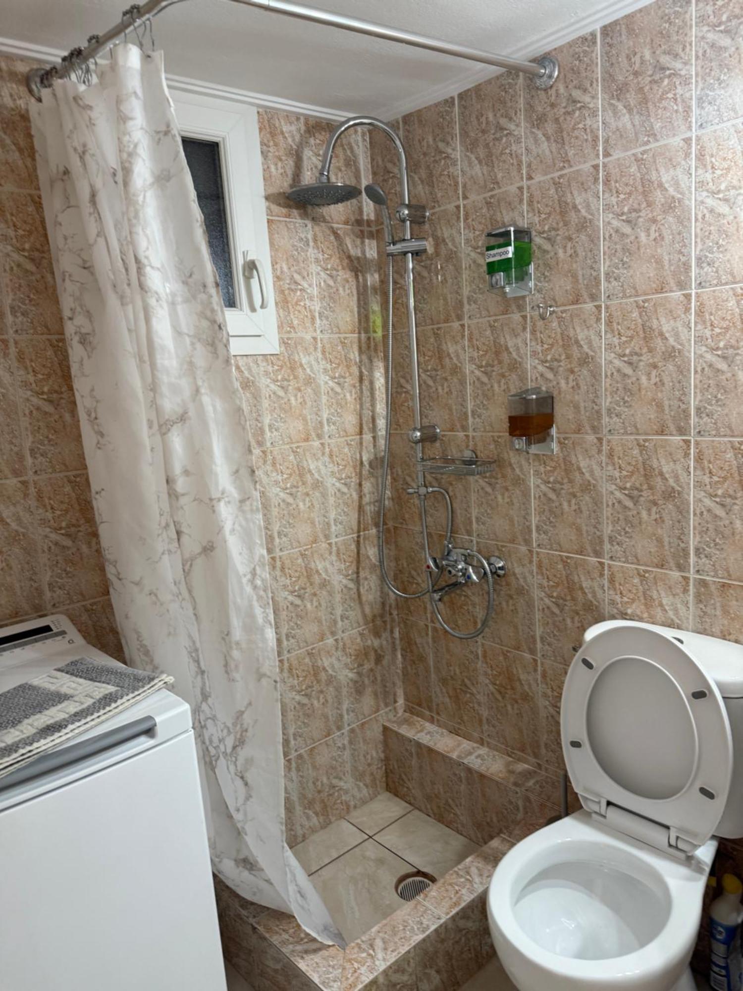 Pagrati Apartment Διαμέρισμα Παγκράτι Athènes Extérieur photo